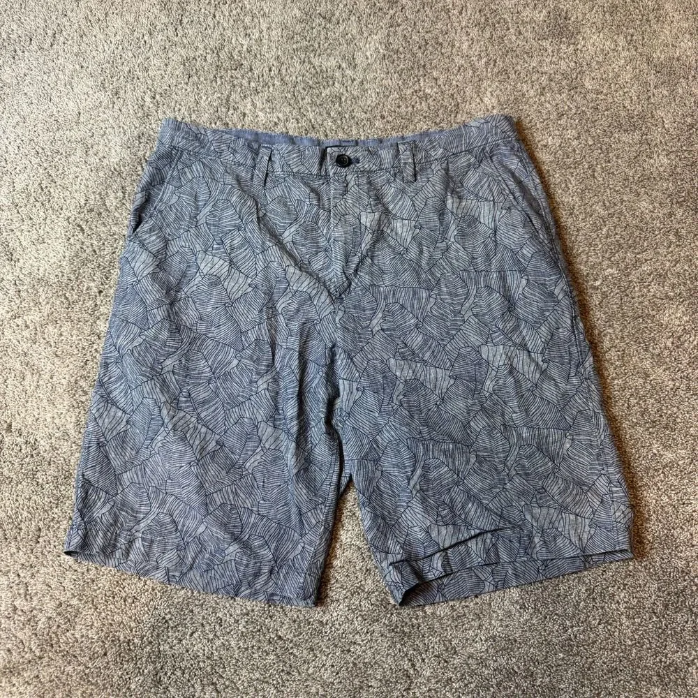 Banana Republic Shorts Mens 35 Inseam Emerson Short‎ Preppy